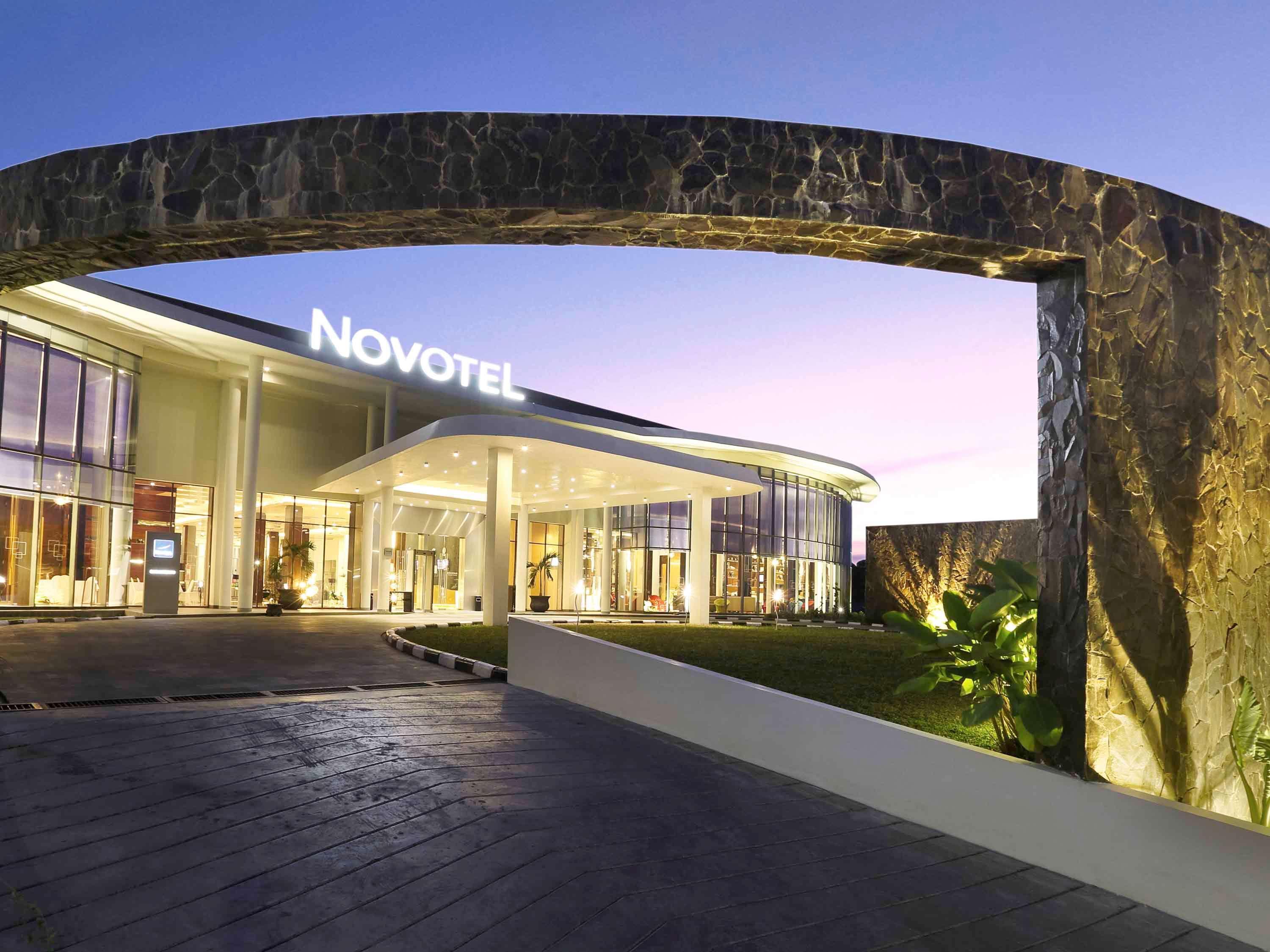 Novotel Banjarmasin Airport Banjarbaru Buitenkant foto